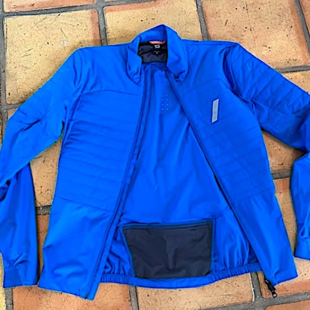 Lightweight shell, made by Daehlie